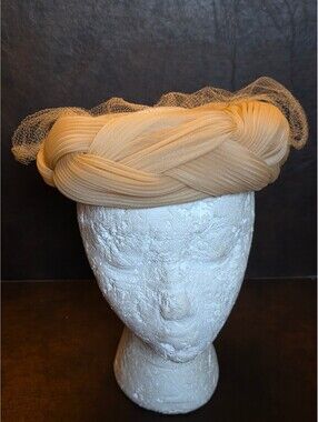 Vintage 1960s Dayton's Champagne Pleated Chiffon Braided Halo Hat with Veil